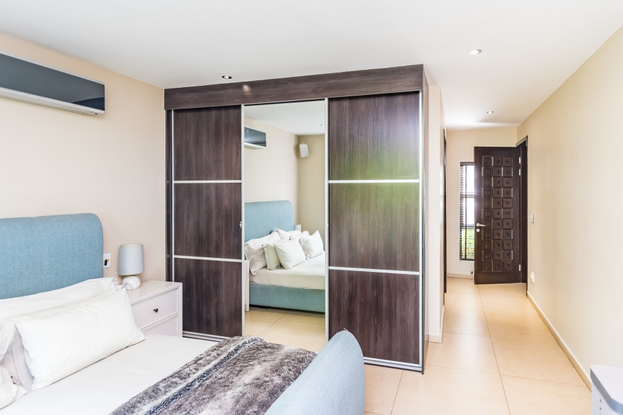 5 Bedroom Property for Sale in Hartebeesfontien AH North West